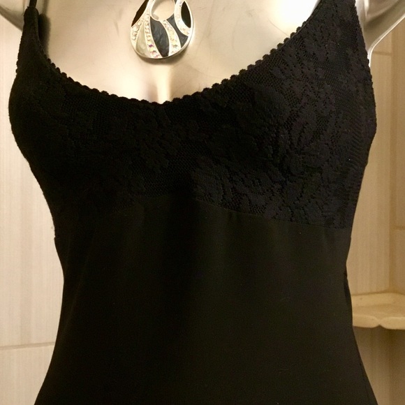 Gorgeous Black Dress!! Black Lace Top Evening Dress w/ Cut-out Back - Picture 3 of 7